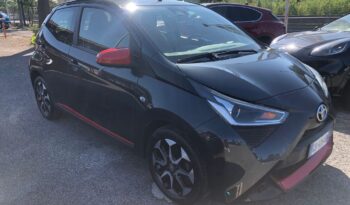 Toyota Aygo 1.0 Exclusive pieno