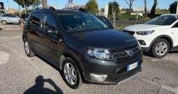 DACIA SANDERO 0.9  LAUREATE  GPL
