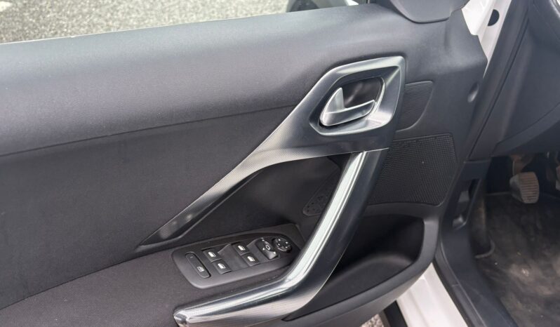 Peugeot 2008 1.6 HDI Allure 100 Cv pieno