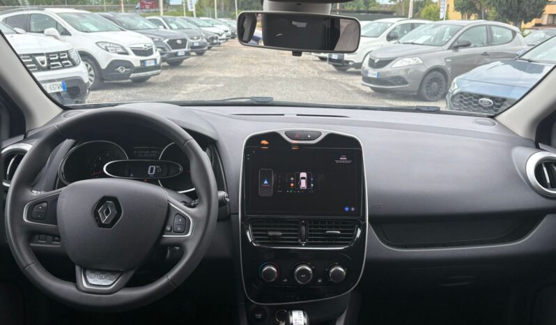 RENAULT CLIO 1.5 DCI DUEL AUTOMATICA pieno