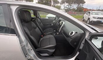 RENAULT CLIO 1.5 DCI DUEL AUTOMATICA pieno