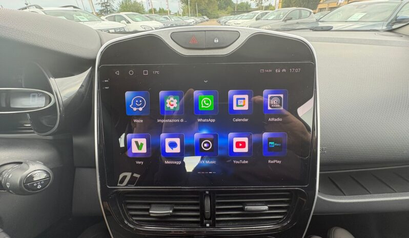 RENAULT CLIO 1.5 DCI DUEL AUTOMATICA pieno