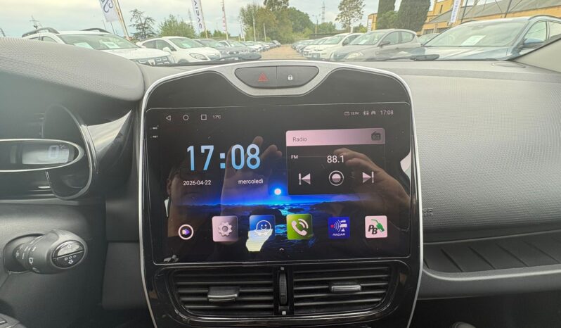 RENAULT CLIO 1.5 DCI DUEL AUTOMATICA pieno