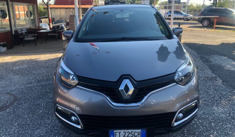RENAULT CAPTUR 900  BENZINA pieno