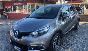 RENAULT CAPTUR 900  BENZINA pieno