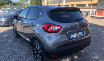 RENAULT CAPTUR 900  BENZINA pieno