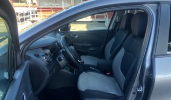 RENAULT CAPTUR 900  BENZINA pieno