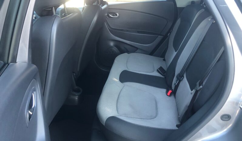 RENAULT CAPTUR 900  BENZINA pieno