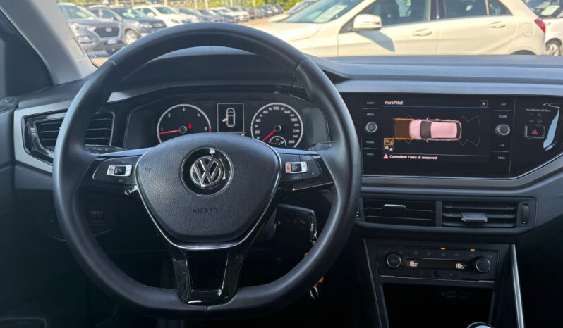 VW POLO 1.6 TDI CONFORTLINE pieno