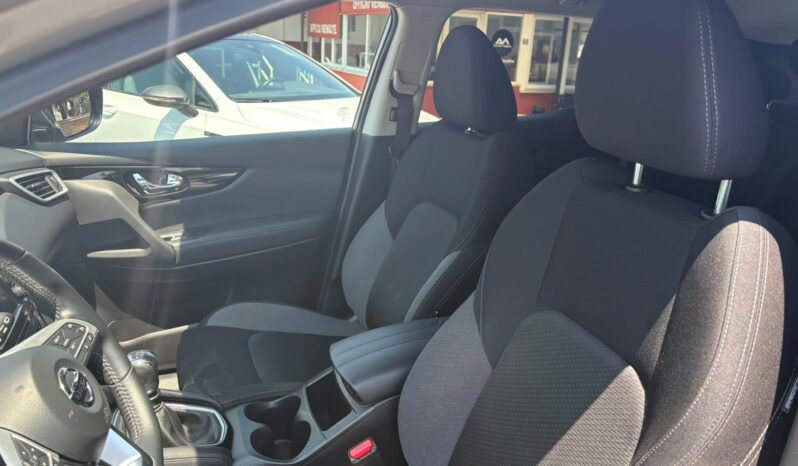Nissan Qashqai  1.3  DIG-T. TEKNA pieno