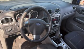 Ford Focus 2.0 GPL  TITANIUM pieno