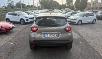 RENAULT CAPTUR 900  BENZINA pieno