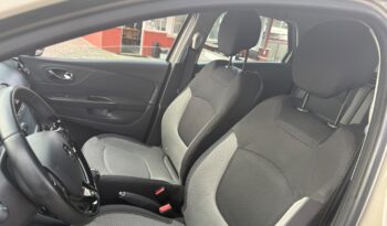 RENAULT CAPTUR 900  BENZINA pieno