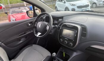 RENAULT CAPTUR 900  BENZINA pieno