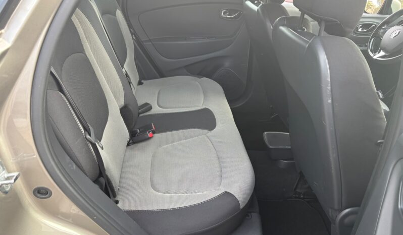 RENAULT CAPTUR 900  BENZINA pieno
