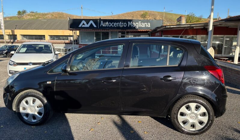 Opel Corsa 1.2 GPL pieno