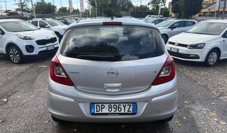 Opel Corsa 1.2 pieno