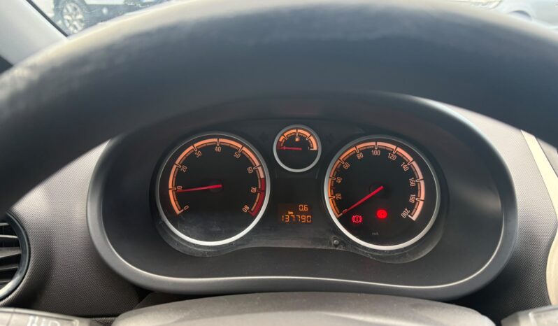 Opel Corsa 1.2 pieno